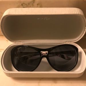 Oakley Vacancy Women's Sunglasses